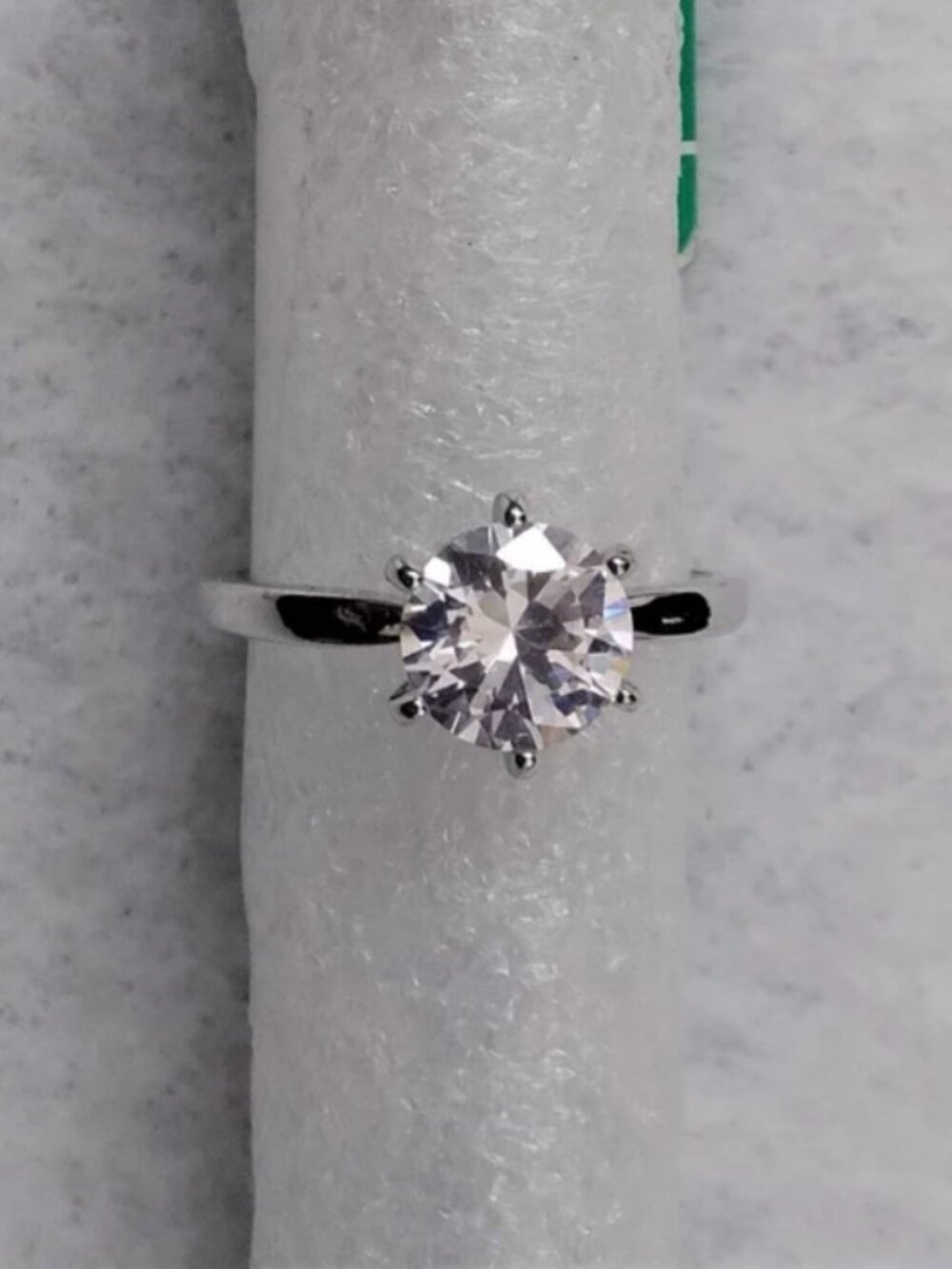 Brand New Beautiful White Gold Plated Solitaire CZ Ring